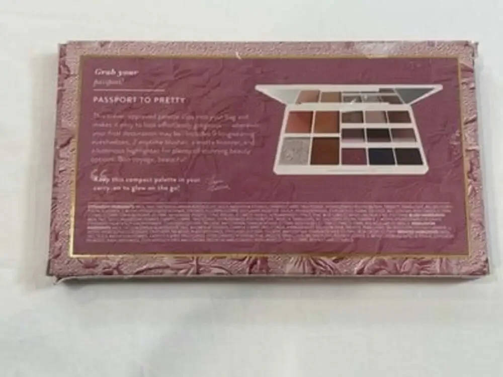 Laura Geller Passport to Pretty: A Sweet Escape Travel Face & Eye Palette